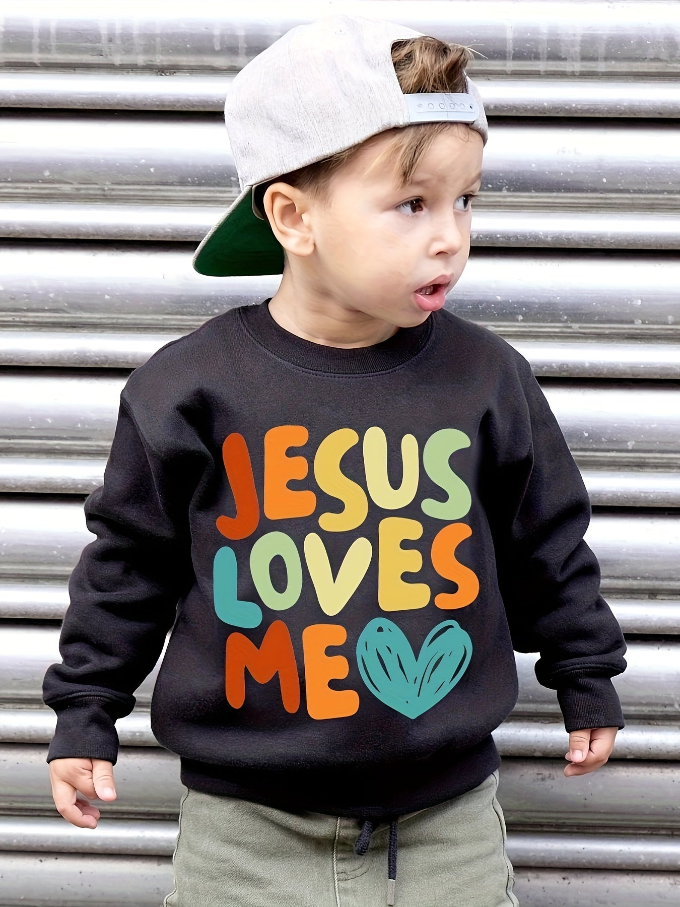 JESUS LOVES ME Print Boys Sweatshirt, Kids Casual Long Sleeve Crew neck Pullover Top For Fall Winter