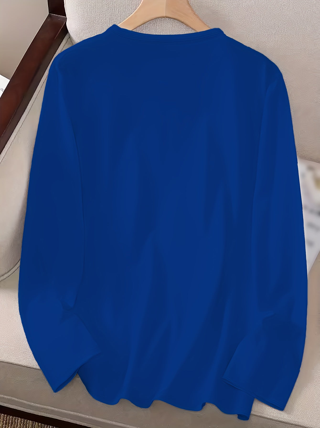 Vibrant Jesus Letter Print Long Sleeve Crew Neck T-Shirt - Soft, Breathable, Casual Top for Spring and Fall - Women's Relaxed Fit Clothing for Everyday Wear