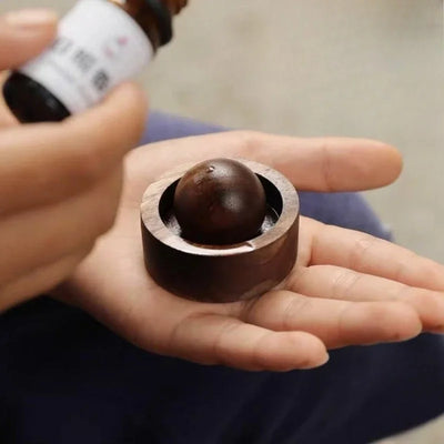 Solid Wood Spherical Essential Oil for Fragrance Enhancement Home Bedroom Aromatherapy Eliminate Room Odor with Home decoration