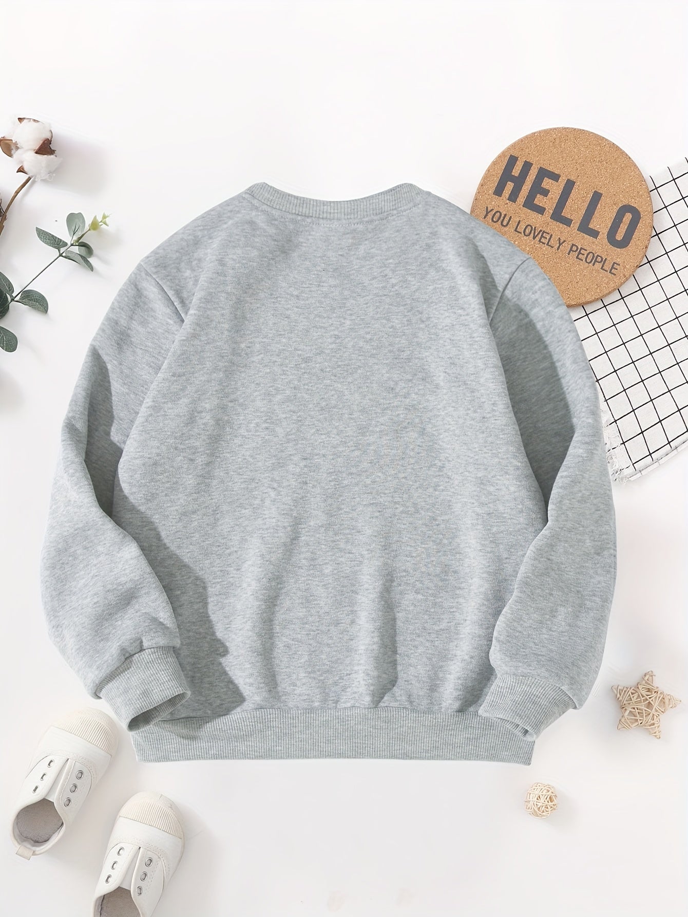 JESUS LOVES ME Print Boys Sweatshirt, Kids Casual Long Sleeve Crew neck Pullover Top For Fall Winter